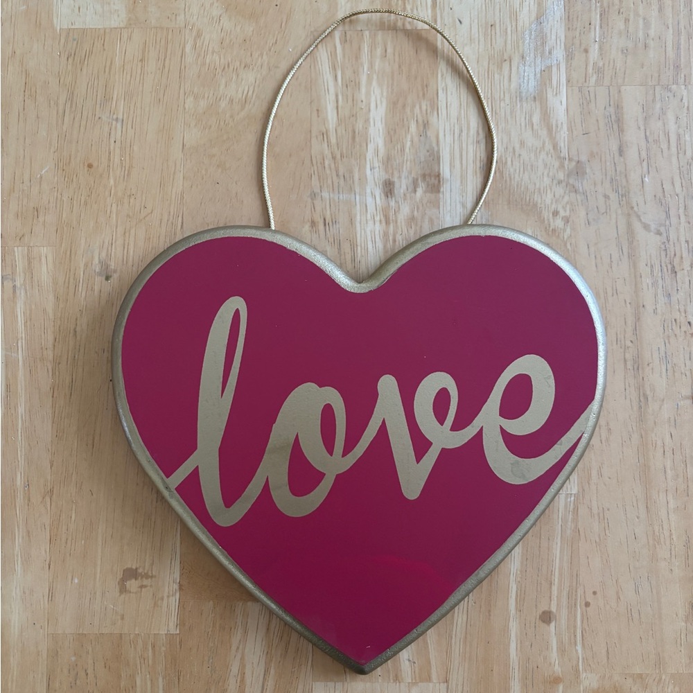 Heart-Shaped Love Wall Decor